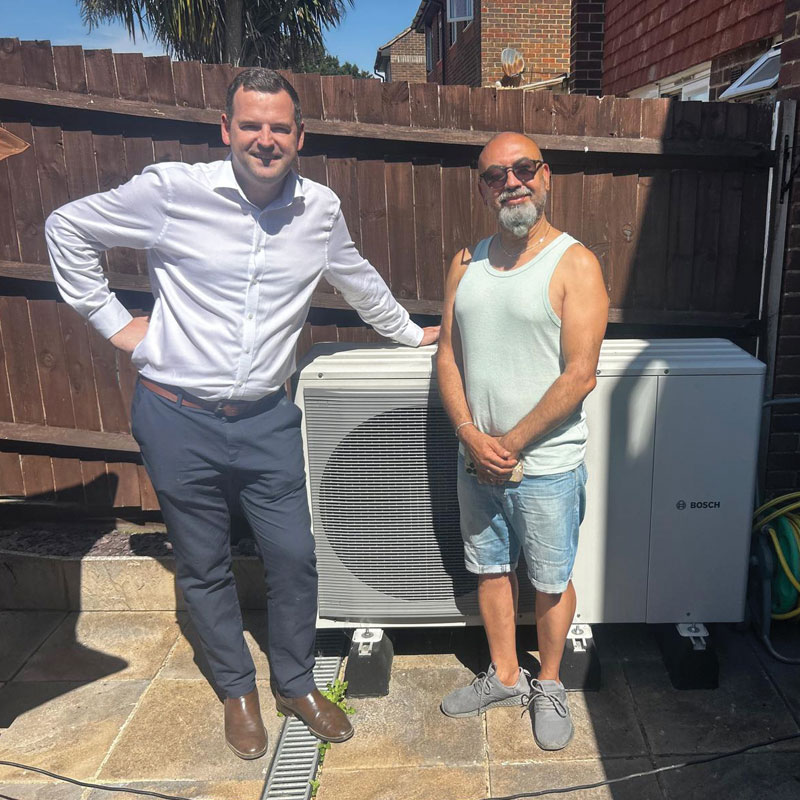 Hamble Valley MP, Paul Holmes meets with Aura Retrofit