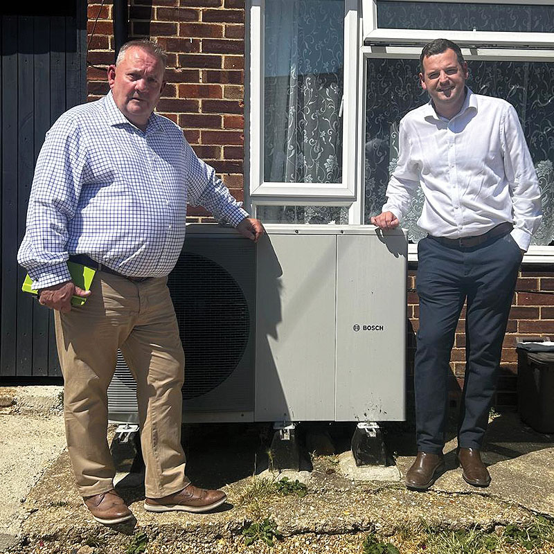 Hamble Valley MP, Paul Holmes meets with Aura Retrofit
